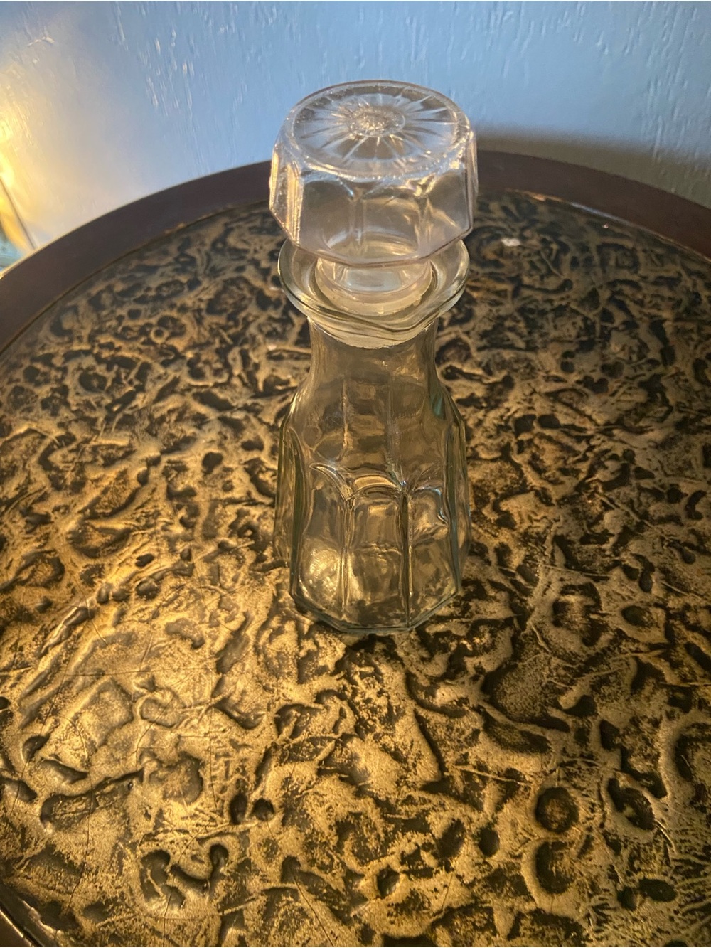 Clear Glass Cruet Bottle with Stopper - Classic Tabletop Oil & Vinegar Server